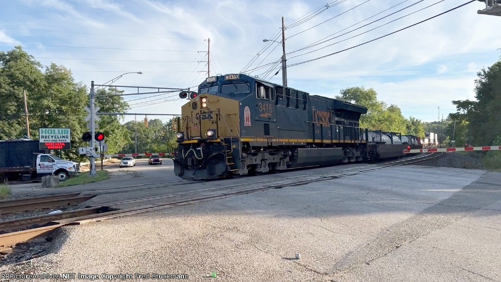 CSX 3415 with the CoG emblem.